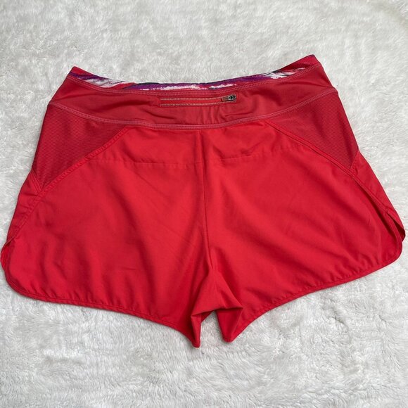Athleta Women's Red Fast Route Mid Rise Run Shorts Size Medium - Picture 6 of 14